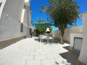 SUN VITO - Villa di fronte la Spiaggia